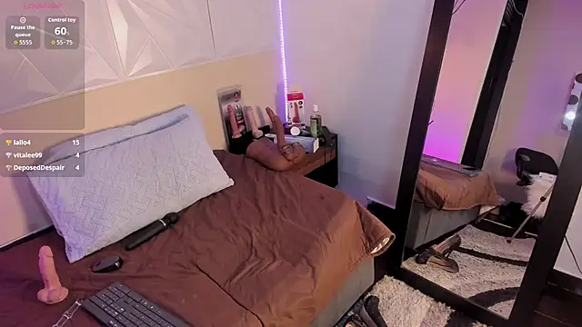 Chanel milff  online show from April 18, 7:07 pm