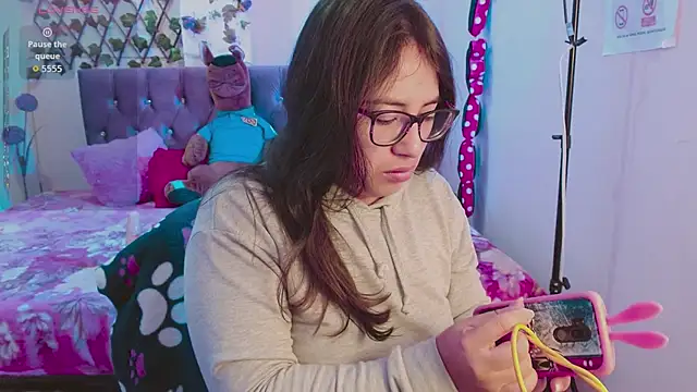 Anny  cute online show from October 11, 12:17 pm