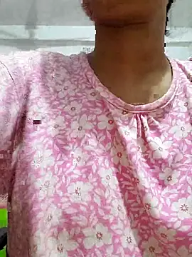 sexy-trisha1 online show from March 27, 10:00 pm