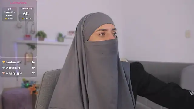 Snapshot of salma_arabicc chatting on October 25, 5:50 am salma arabicc online show from October 25, 5:50 am