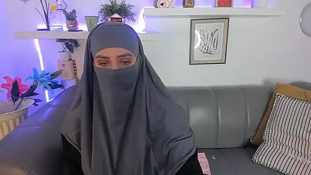 Snapshot of salma_arabicc chatting on November 10, 4:06 am salma arabicc online show from November 10, 4:06 am