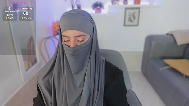 Snapshot of salma_arabicc chatting on November 21, 6:23 am salma arabicc online show from November 21, 6:23 am