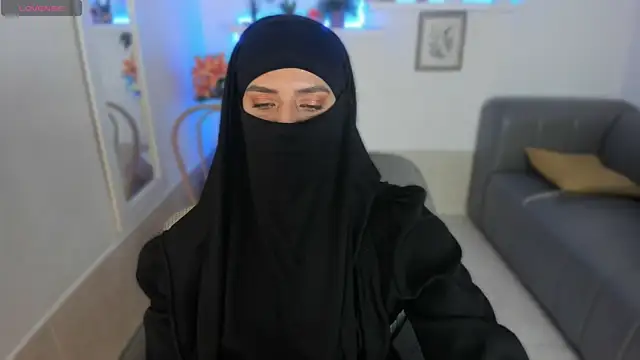 Snapshot of salma_arabicc chatting on December 21, 4:47 am salma arabicc online show from December 21, 4:47 am