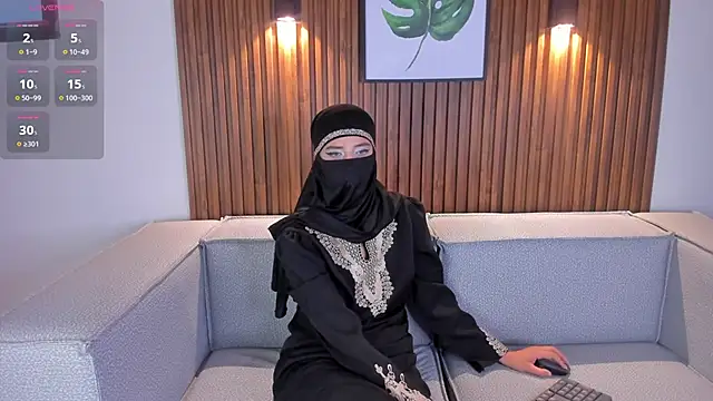 Snapshot of salma_arabicc chatting on March 10, 3:45 am salma arabicc online show from March 10, 3:45 am
