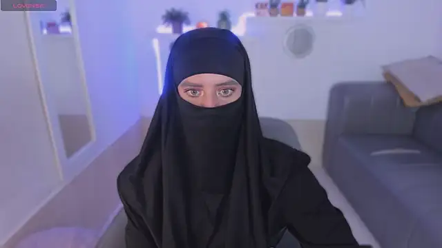 Snapshot of salma_arabicc chatting on October 9, 4:02 am salma arabicc online show from October 9, 4:02 am