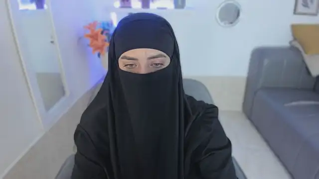 Snapshot of salma_arabicc chatting on October 26, 4:13 am salma arabicc online show from October 26, 4:13 am