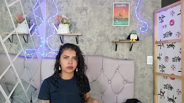 Devil AliceXo online show from April 8, 10:11 pm