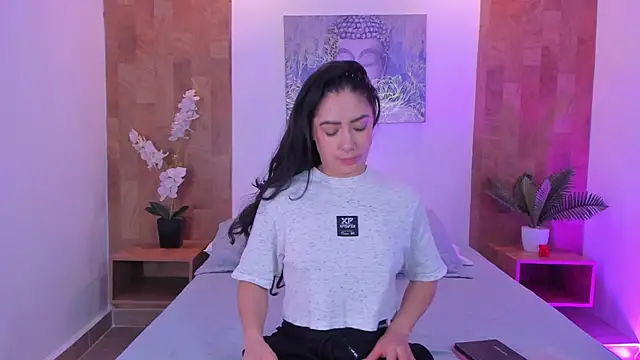 isabella winkler online show from April 23, 10:55 am