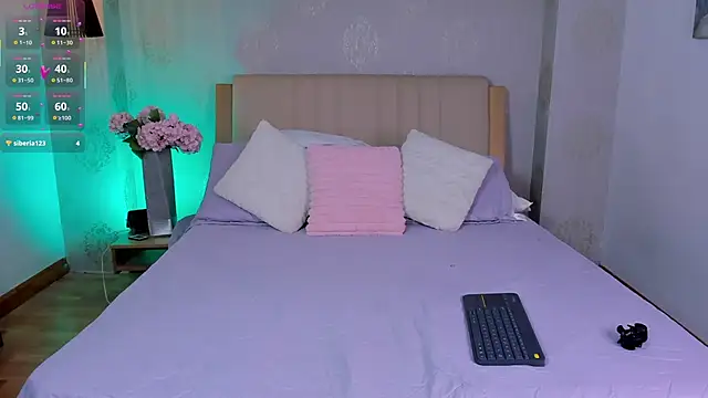 isabella winkler online show from October 28, 4:17 pm