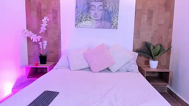 isabella winkler online show from January 10, 3:18 pm