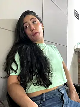 isabella winkler online show from December 22, 3:56 pm