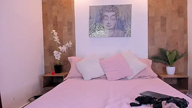 isabella winkler online show from February 6, 12:56 pm