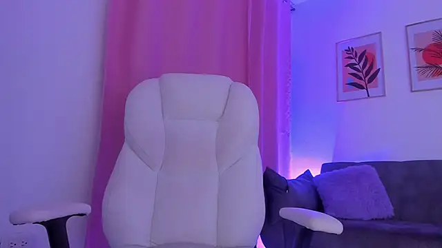 gaaby foxx online show from February 4, 1:28 pm