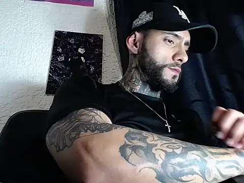 Snapshot of dante_d_angelo_ chatting on September 23, 7:15 am dante d angelo online show from September 23, 7:15 am