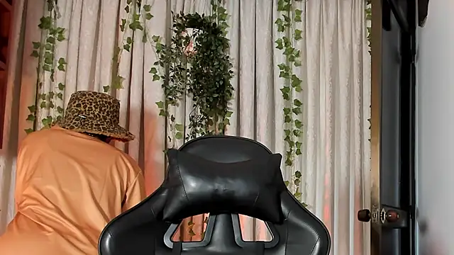 SarahLynn7 online show from February 15, 10:52 pm