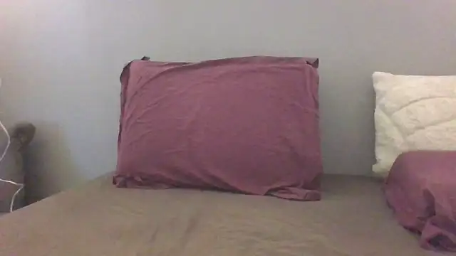 Snapshot of Valentinette chatting on June 14, 12:28 pm Valentinette online show from June 14, 12:28 pm