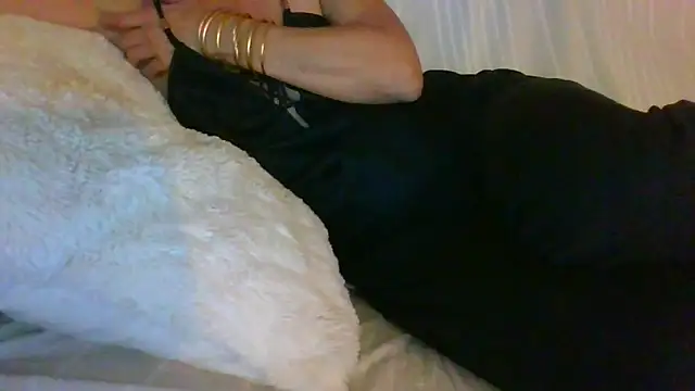 Valentinette online show from October 25, 7:36 pm