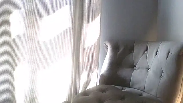 Valentinette online show from March 29, 12:07 pm