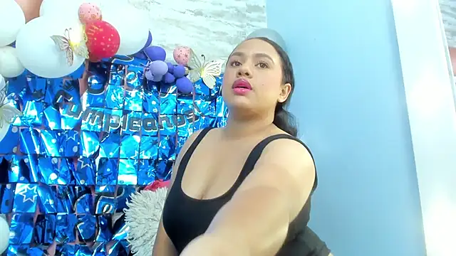 Snapshot of Vero_Mendoza chatting on March 16, 12:12 am Vero Mendoza online show from March 16, 12:12 am