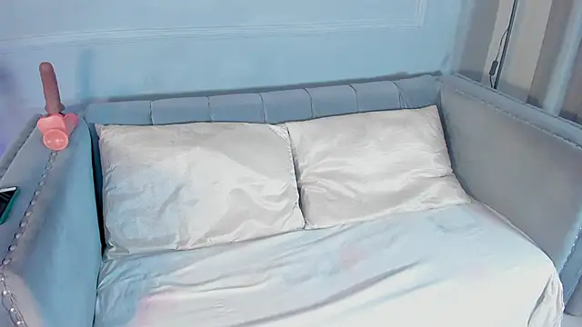 Candaceoweens online show from March 22, 2:27 am