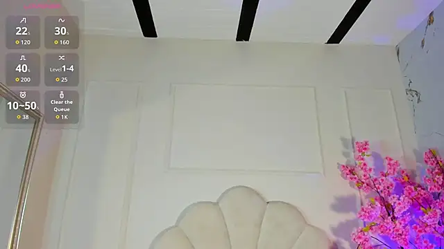 Candaceoweens online show from October 24, 3:49 am