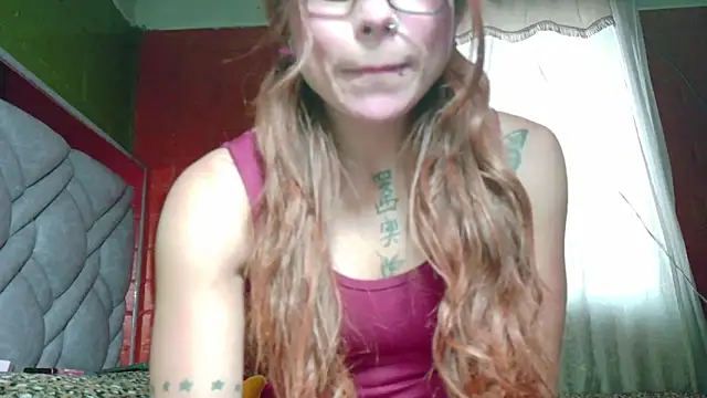 Snapshot of daniia_johns chatting on September 18, 9:51 pm daniia johns online show from September 18, 9:51 pm