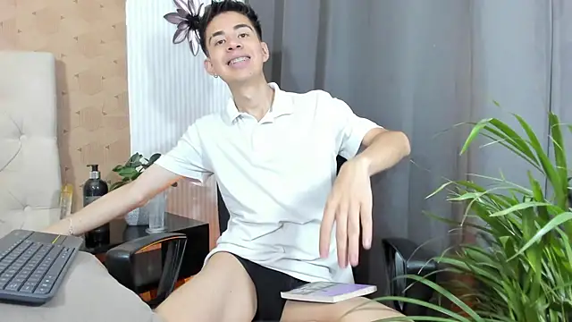 Snapshot of dads_rider chatting on March 5, 3:51 am dads rider online show from March 5, 3:51 am