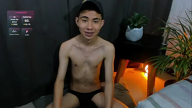 Snapshot of dads_rider chatting on March 9, 7:12 am dads rider online show from March 9, 7:12 am