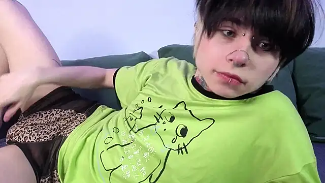 Alex Vallley online show from April 18, 11:05 pm