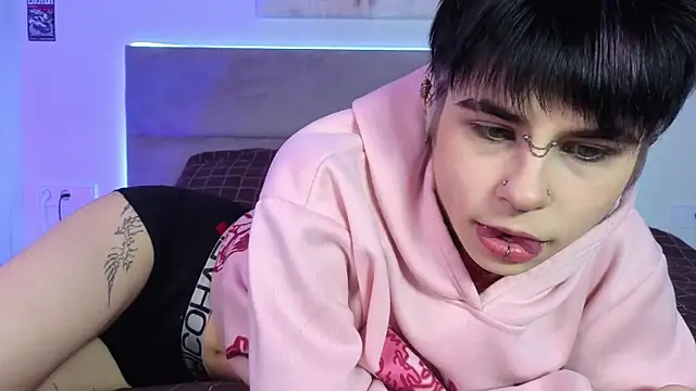 Alex Vallley online show from December 17, 10:59 pm