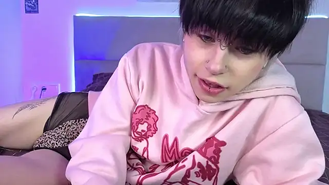 Snapshot of Alex_Vallley chatting on March 4, 10:06 pm Alex Vallley online show from March 4, 10:06 pm