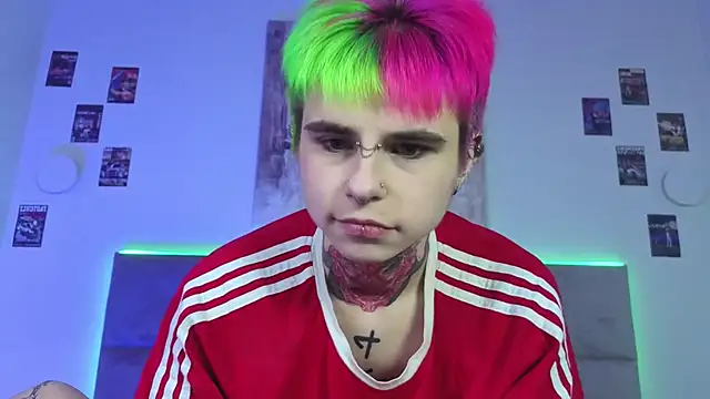 Alex Vallley online show from October 19, 10:56 pm