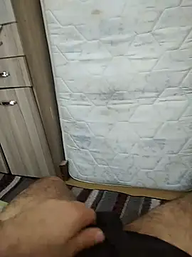 Snapshot of hardlinesex chatting on December 17, 2:27 am hardlinesex online show from December 17, 2:27 am