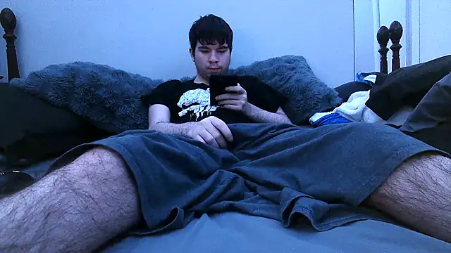 Snapshot of HourManne chatting on June 19, 7:47 am HourManne online show from June 19, 7:47 am