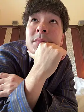 waka3232 online show from April 5, 1:45 am