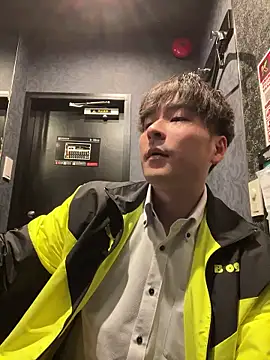 waka3232 online show from April 8, 11:12 am