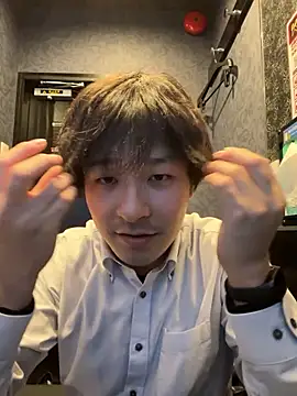 waka3232 online show from November 18, 11:35 am