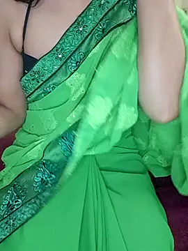 Cute-Zarina online show from December 4, 5:45 pm