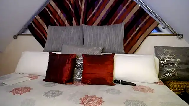 Kathylovexxx online show from April 13, 3:54 am