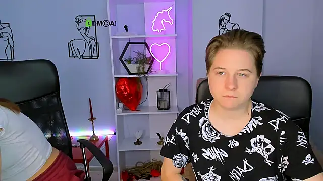 Snapshot of kiki_swan chatting on September 25, 5:46 am kiki swan online show from September 25, 5:46 am