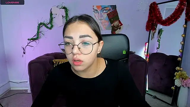 kiki swan online show from January 10, 6:53 am