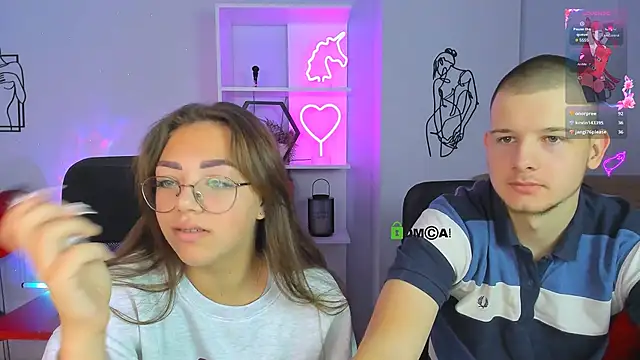 Snapshot of kiki_swan chatting on September 18, 5:43 am kiki swan online show from September 18, 5:43 am