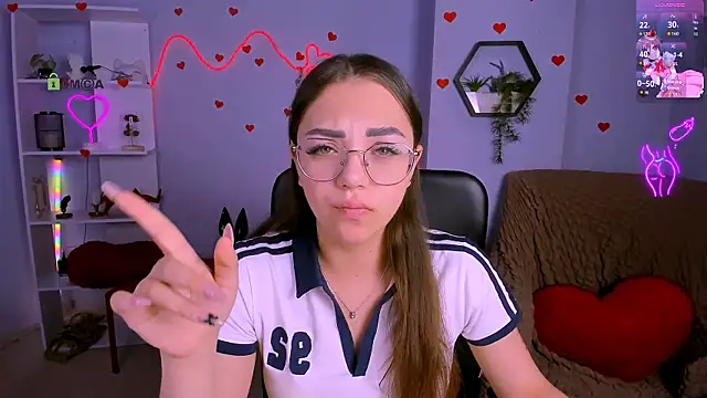 kiki swan online show from May 28, 5:48 am