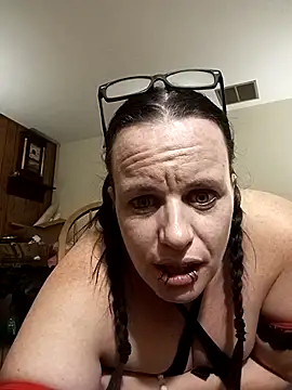 cattlegurl online show from March 5, 7:38 am