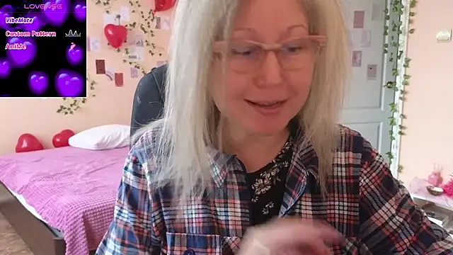 Wane Witch online show from February 15, 7:09 am