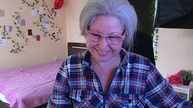 Wane Witch online show from April 19, 8:48 am