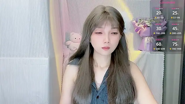 Evelyn-168 online show from October 11, 12:50 pm