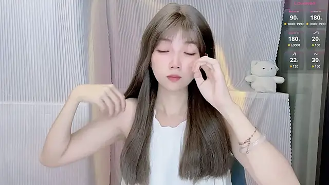 Evelyn-168 online show from October 9, 1:22 pm