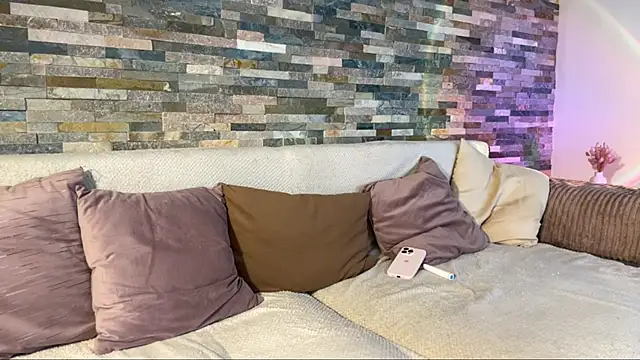 Aurora 5 online show from November 12, 7:23 am