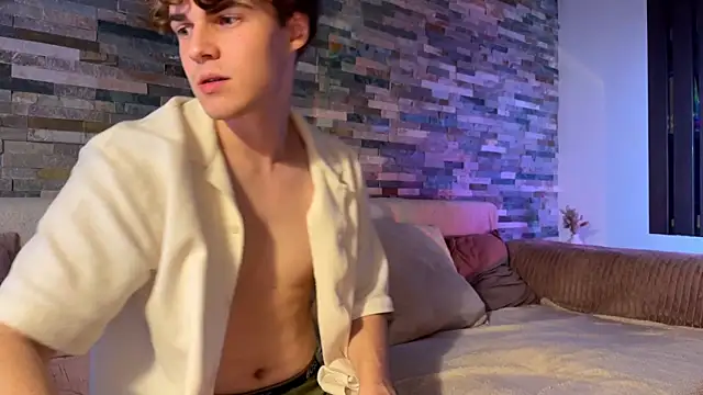 Aurora 5 online show from November 25, 7:25 pm